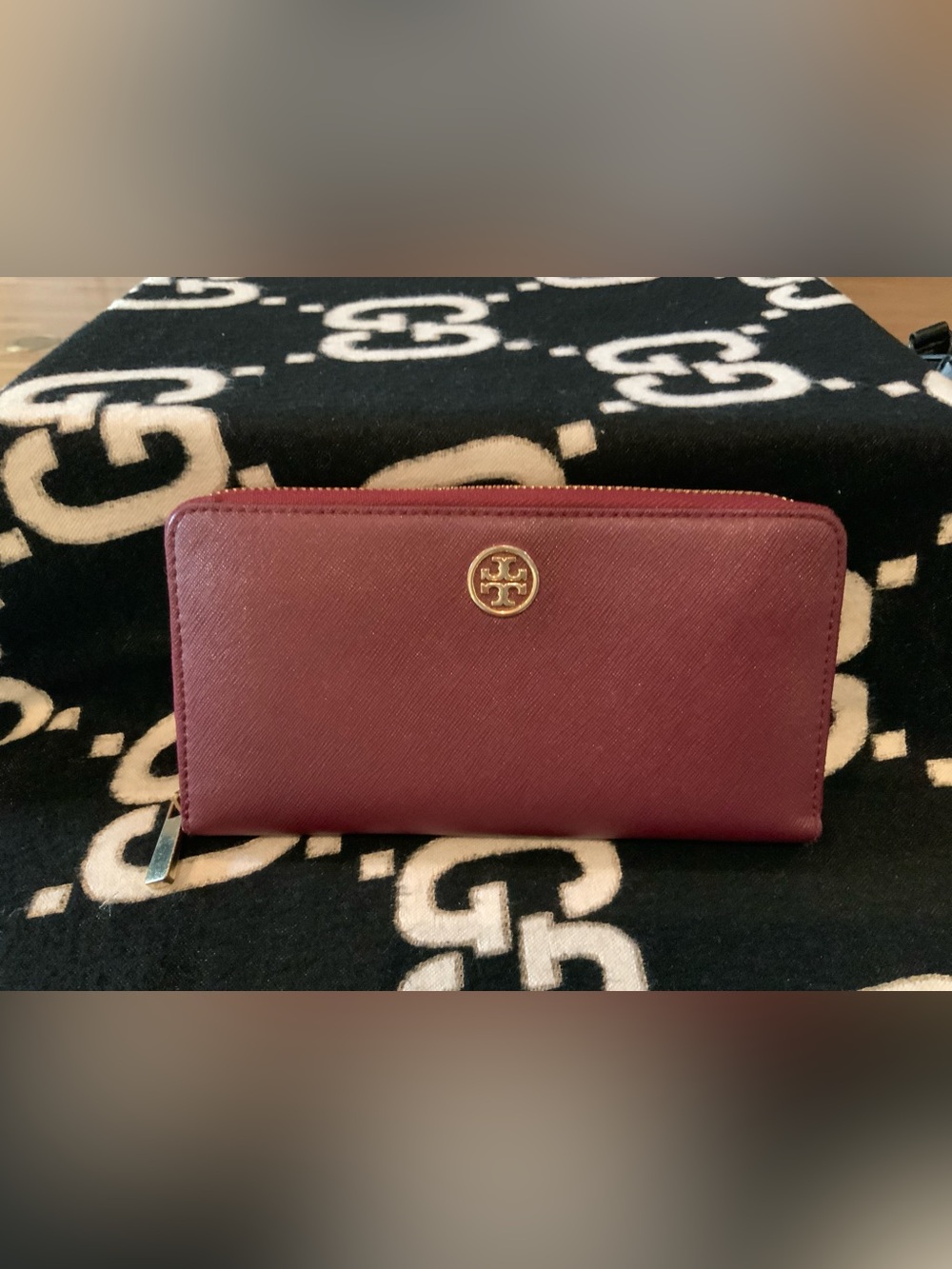 Tory Burch Saffiano Leather Wallet